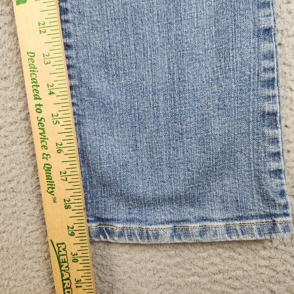 Levi's Jeans Women's 8M Blue Curvy 515 Boot Cut Light Wash Stretch Denim Pants - Picture 6 of 14